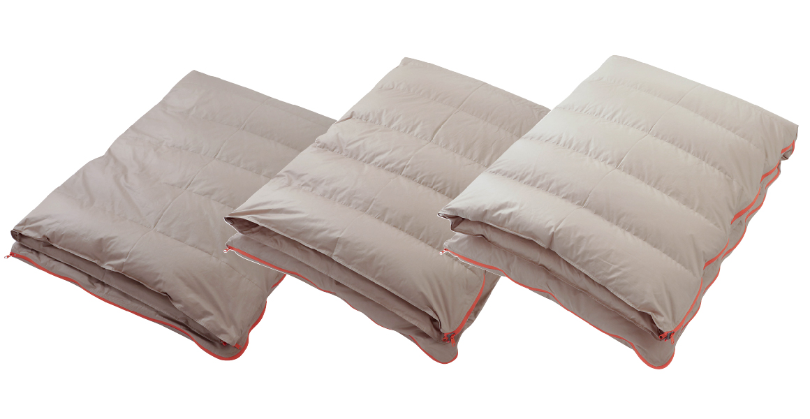 寝袋にもなる多機能羽毛布団
